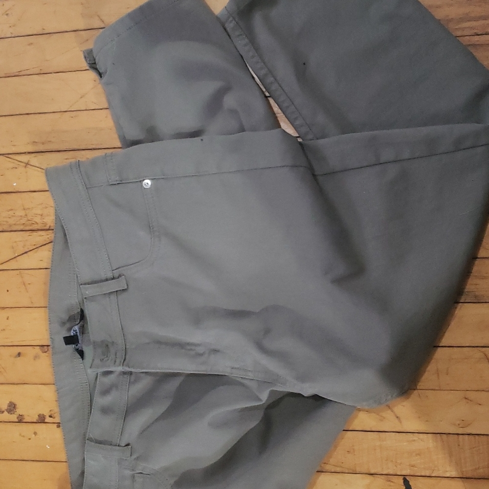 Ladies plus size capris from George